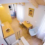 Mijama Bed & Breakfast 4*