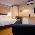 Mijama Bed & Breakfast 4*