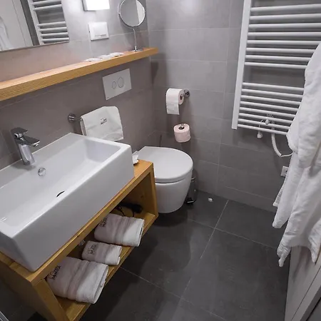 Mijama לינה וארוחת בוקר