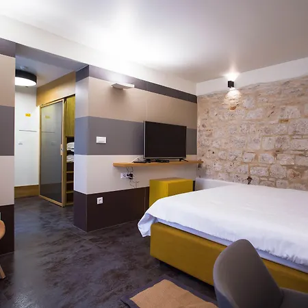 Bed and Breakfast Mijama 4*