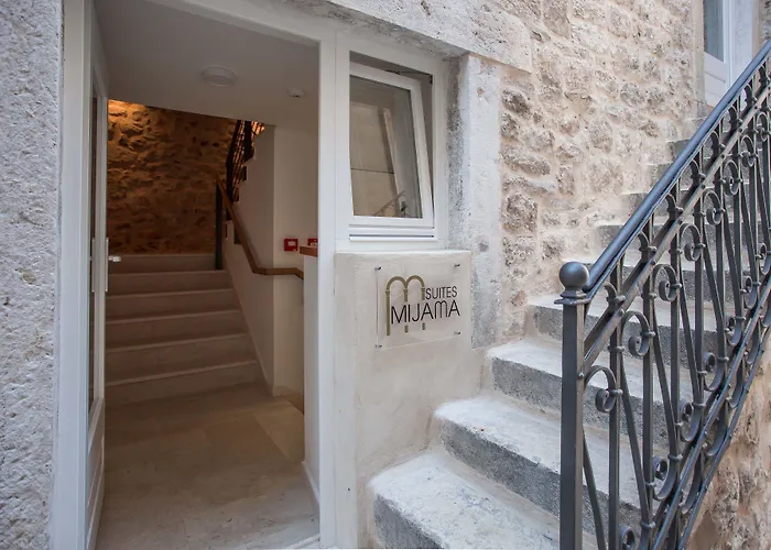 Mijama Bed & Breakfast 4*